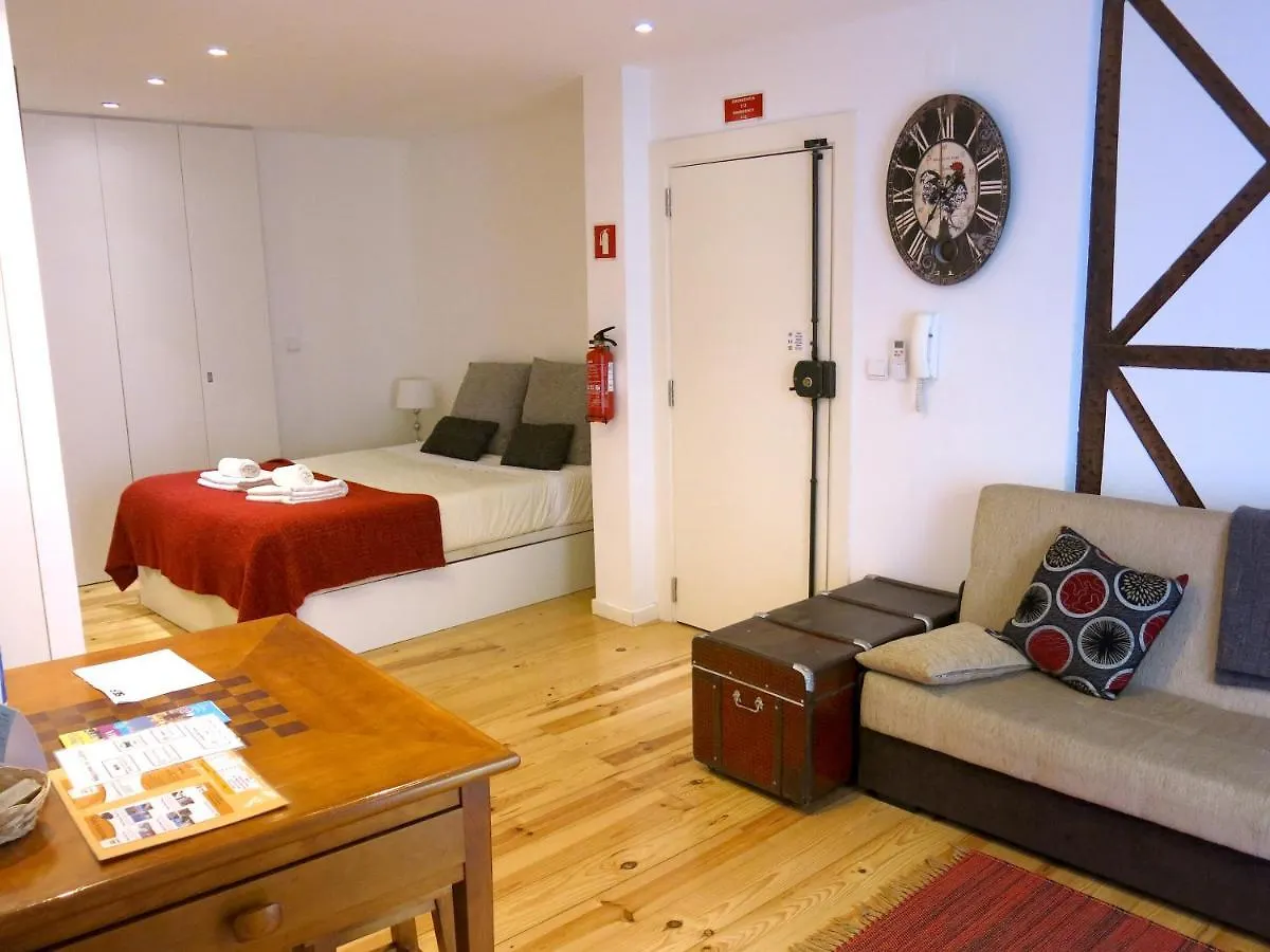 Cozy Studio In Mouraria With Ac Lisbon 0*,