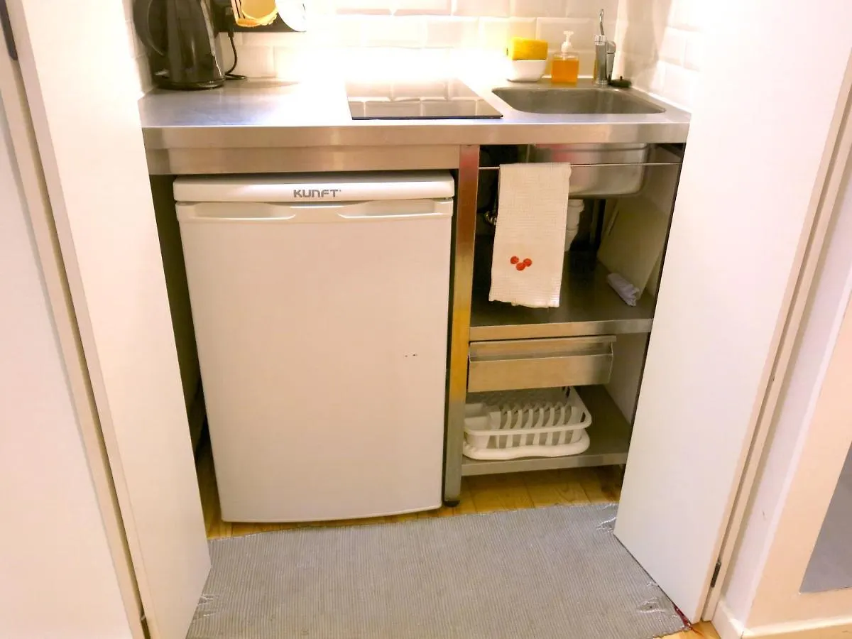 Cozy Studio In Mouraria With Ac Lisbon Apartment