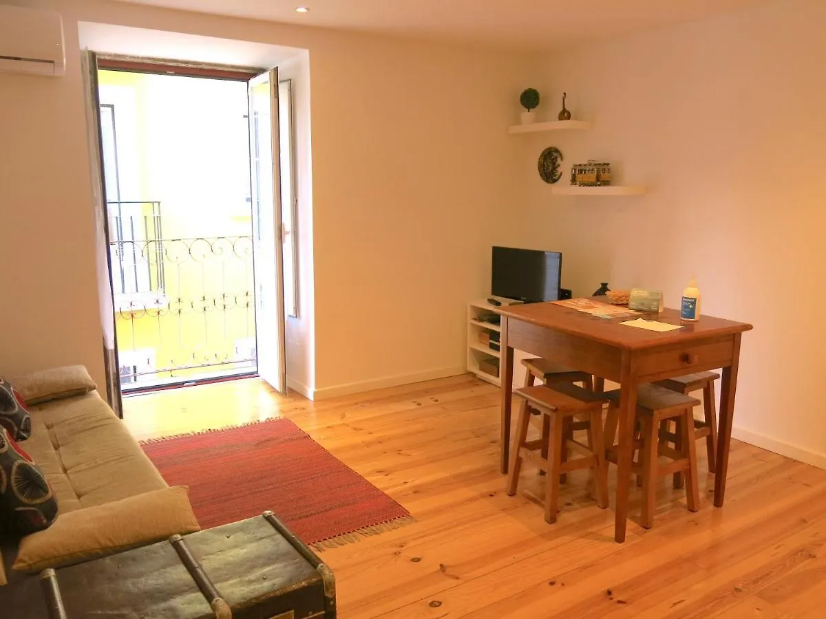 Cozy Studio In Mouraria With Ac Lisbon