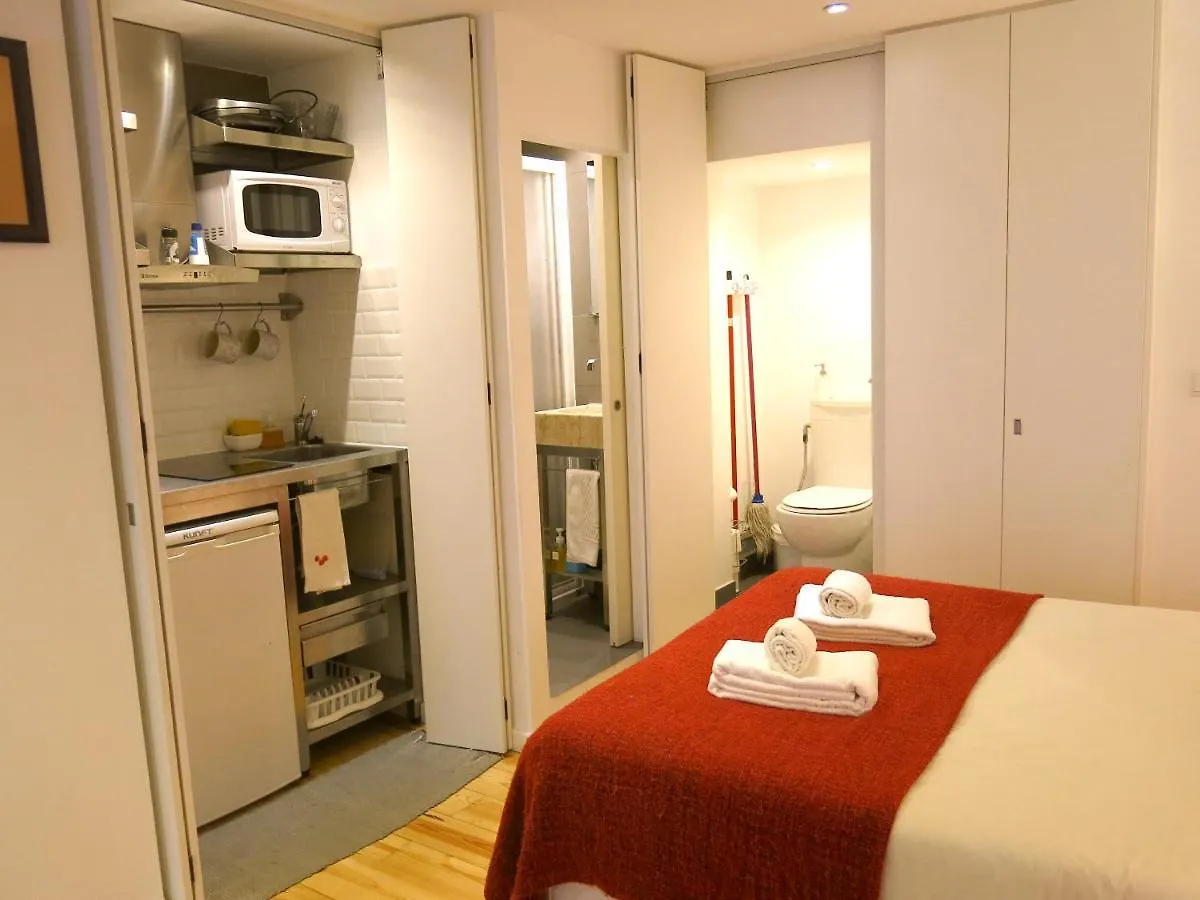 Cozy Studio In Mouraria With Ac リスボン